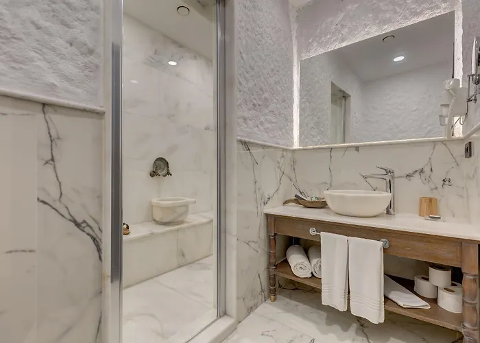 Отель Alachi 2*