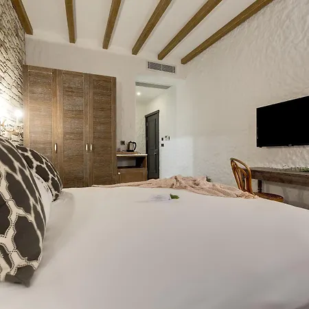 Alachi Hotell Alaçatı