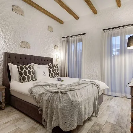 Alachi Otel