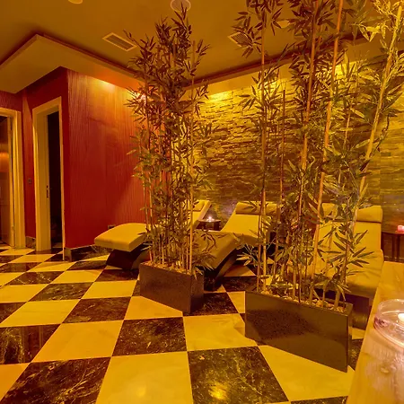 Otel Alachi 2*