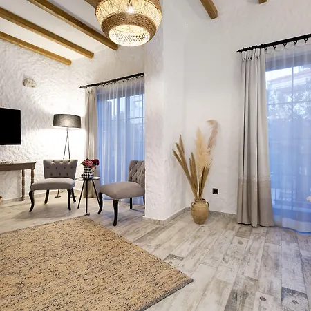 Hotel Alachi